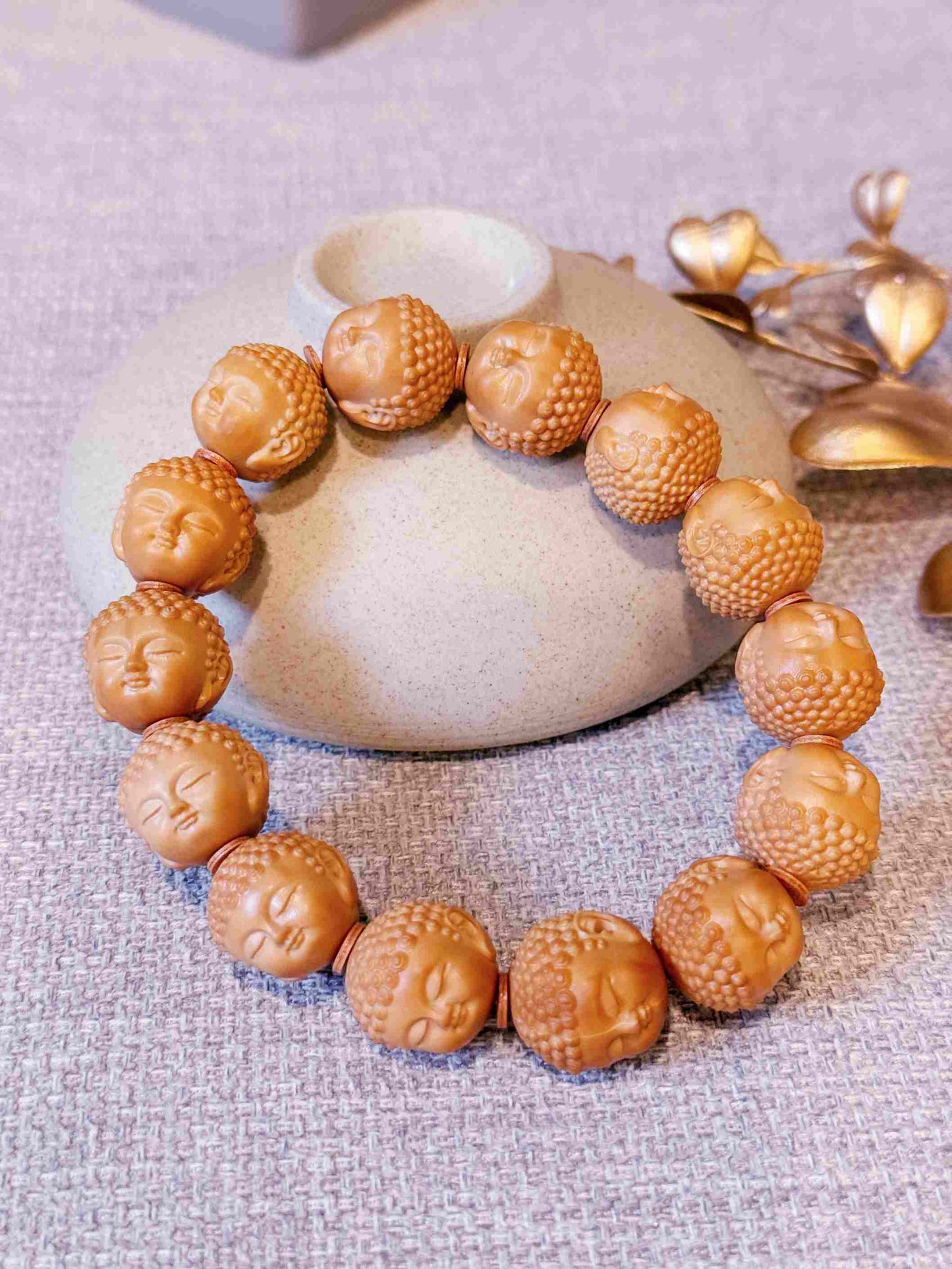 “Silent Faces” Sacred Walnut Bracelet – Hand-Carved Buddha Beads for Peace and Presence